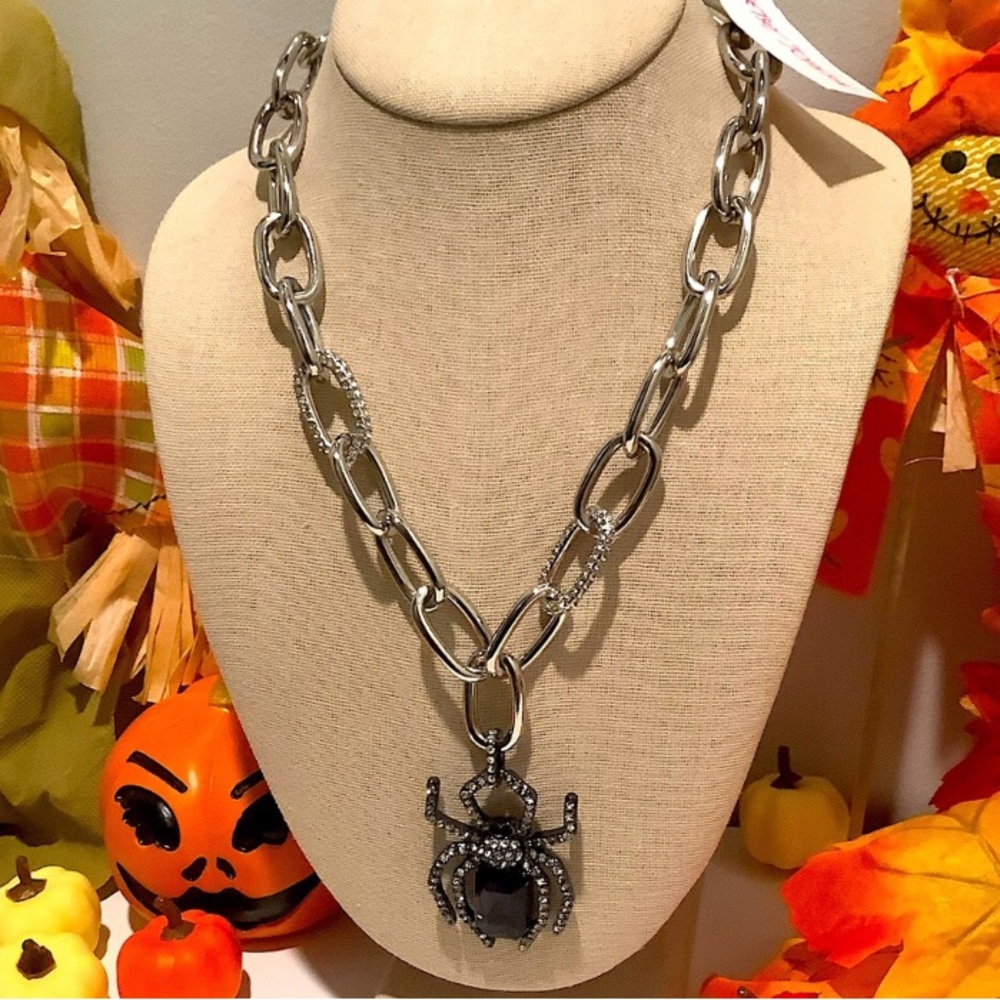 Betsey Johnson Rich Witch Spider Pendant Necklace Chain Goth RARE NWOT
